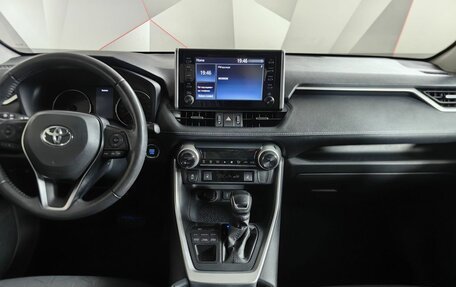 Toyota RAV4, 2021 год, 2 747 000 рублей, 13 фотография