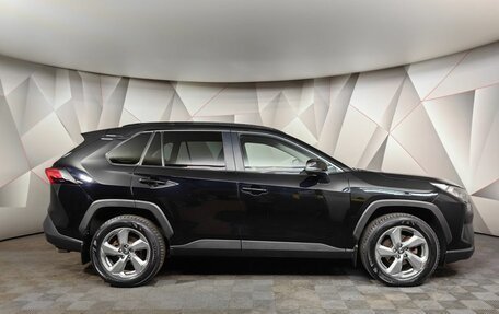 Toyota RAV4, 2021 год, 2 747 000 рублей, 6 фотография