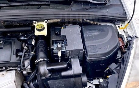 Peugeot 308 II, 2011 год, 390 000 рублей, 2 фотография