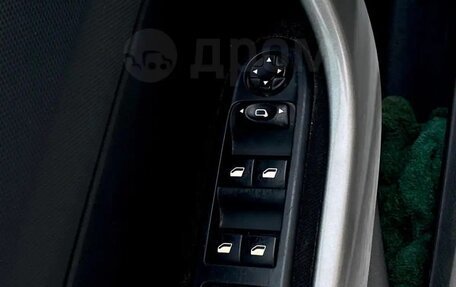 Peugeot 308 II, 2011 год, 390 000 рублей, 28 фотография