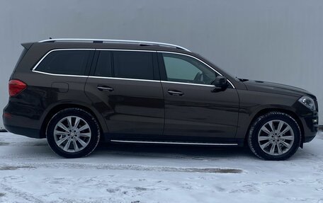 Mercedes-Benz GL-Класс, 2015 год, 3 800 000 рублей, 4 фотография