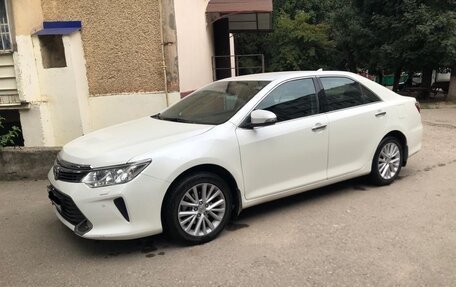 Toyota Camry, 2015 год, 2 430 000 рублей, 5 фотография