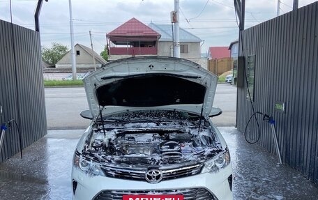 Toyota Camry, 2015 год, 2 430 000 рублей, 3 фотография