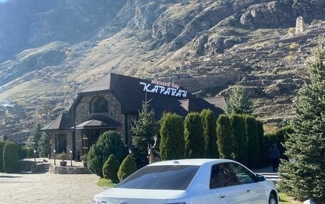 Toyota Camry, 2015 год, 2 430 000 рублей, 2 фотография