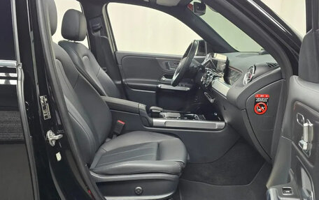 Mercedes-Benz GLB, 2023 год, 3 240 000 рублей, 9 фотография