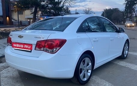 Chevrolet Cruze II, 2010 год, 745 000 рублей, 12 фотография