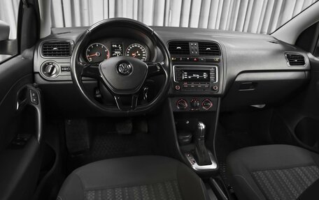 Volkswagen Polo VI (EU Market), 2016 год, 1 230 000 рублей, 6 фотография