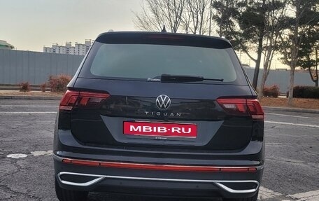 Volkswagen Tiguan II, 2023 год, 3 100 777 рублей, 5 фотография