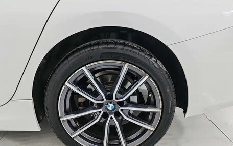 BMW 3 серия, 2023 год, 3 400 000 рублей, 17 фотография