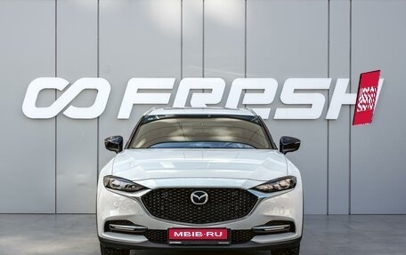 Mazda CX-4, 2023 год, 2 990 000 рублей, 3 фотография