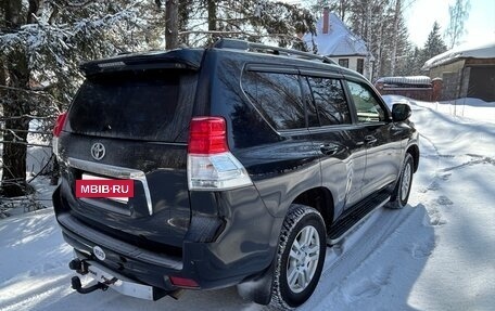 Toyota Land Cruiser Prado 150 рестайлинг 2, 2012 год, 3 100 000 рублей, 3 фотография