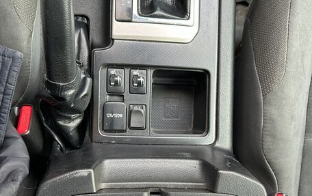 Toyota Land Cruiser Prado 150 рестайлинг 2, 2012 год, 3 100 000 рублей, 11 фотография