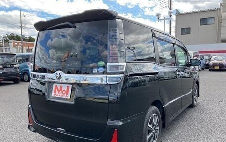 Toyota Voxy III, 2020 год, 1 950 001 рублей, 7 фотография