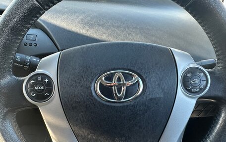 Toyota Prius, 2011 год, 1 150 000 рублей, 8 фотография