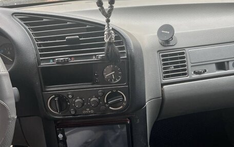 BMW 3 серия, 1991 год, 500 000 рублей, 6 фотография