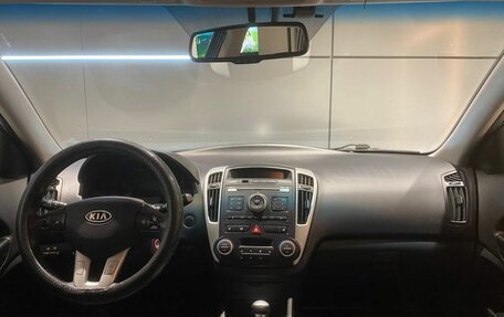 KIA cee'd I рестайлинг, 2011 год, 630 000 рублей, 10 фотография