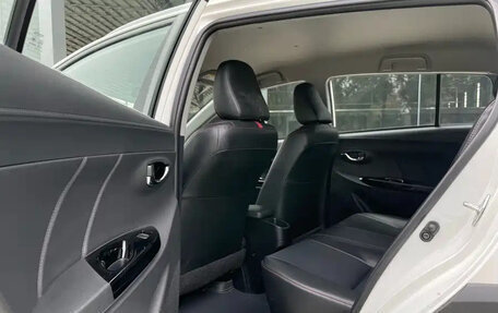 Toyota Yaris XP150 рестайлинг, 2023 год, 1 100 777 рублей, 15 фотография