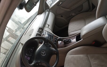 Mercedes-Benz C-Класс, 2005 год, 300 000 рублей, 9 фотография