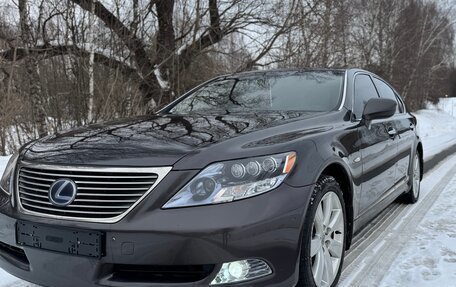 Lexus LS IV, 2009 год, 1 950 000 рублей, 2 фотография