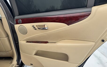 Lexus LS IV, 2009 год, 1 950 000 рублей, 21 фотография