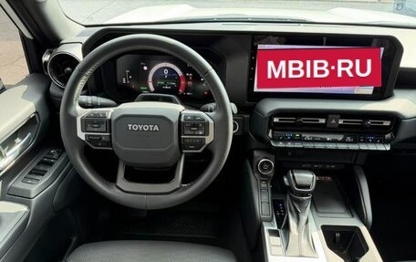 Toyota Land Cruiser Prado, 2024 год, 10 500 000 рублей, 12 фотография