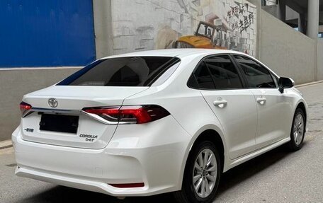 Toyota Corolla, 2022 год, 1 280 000 рублей, 4 фотография