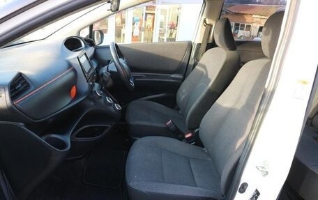 Toyota Sienta II, 2021 год, 1 250 000 рублей, 10 фотография