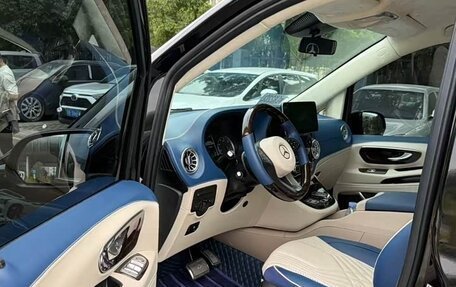 Mercedes-Benz Vito, 2022 год, 5 380 000 рублей, 8 фотография