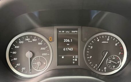 Mercedes-Benz Vito, 2022 год, 5 380 000 рублей, 9 фотография