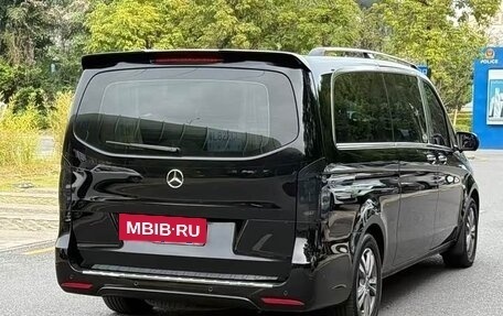 Mercedes-Benz Vito, 2022 год, 5 380 000 рублей, 4 фотография