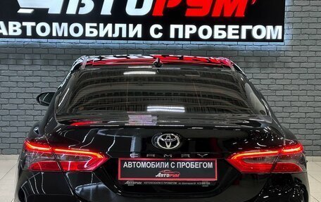 Toyota Camry, 2020 год, 2 997 000 рублей, 6 фотография