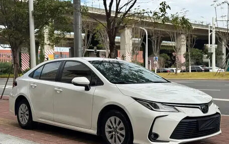 Toyota Corolla, 2022 год, 1 152 000 рублей, 2 фотография