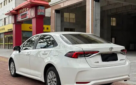 Toyota Corolla, 2022 год, 1 152 000 рублей, 3 фотография