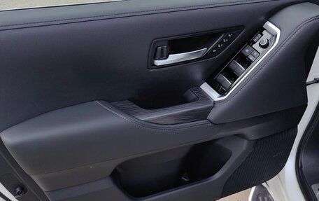 Toyota Land Cruiser, 2021 год, 11 000 000 рублей, 30 фотография