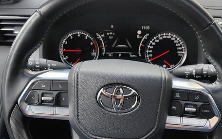 Toyota Land Cruiser, 2021 год, 11 000 000 рублей, 38 фотография