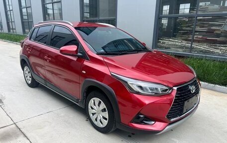 Toyota Yaris XP150 рестайлинг, 2022 год, 1 200 008 рублей, 3 фотография