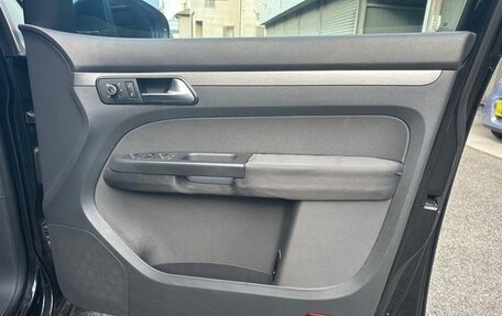 Volkswagen Touran III, 2015 год, 1 080 000 рублей, 16 фотография