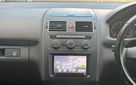 Volkswagen Touran III, 2015 год, 1 080 000 рублей, 13 фотография