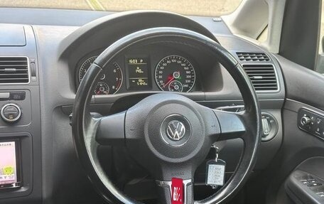 Volkswagen Touran III, 2015 год, 1 080 000 рублей, 11 фотография