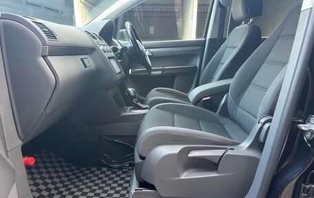 Volkswagen Touran III, 2015 год, 1 080 000 рублей, 20 фотография