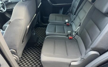 Volkswagen Touran III, 2015 год, 1 080 000 рублей, 23 фотография