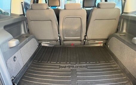 Volkswagen Touran III, 2015 год, 1 080 000 рублей, 34 фотография