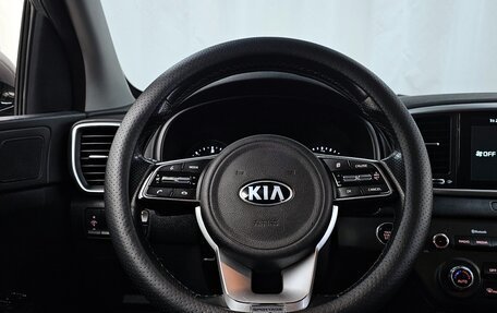 KIA Sportage IV рестайлинг, 2021 год, 1 850 000 рублей, 15 фотография