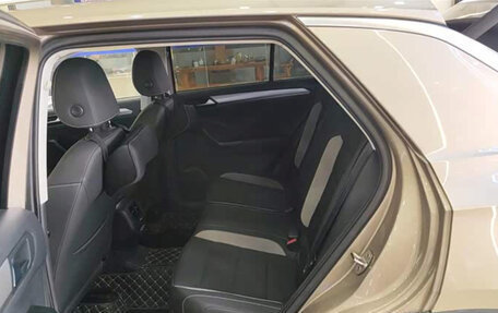 Volkswagen T-Roc I, 2022 год, 1 496 900 рублей, 9 фотография