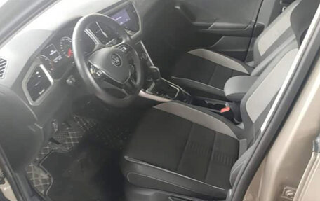 Volkswagen T-Roc I, 2022 год, 1 496 900 рублей, 10 фотография