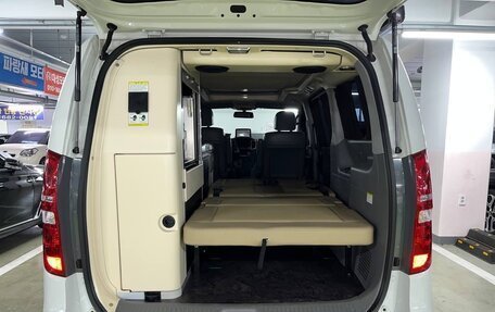 Hyundai Grand Starex Grand Starex I рестайлинг 2, 2020 год, 4 799 000 рублей, 17 фотография