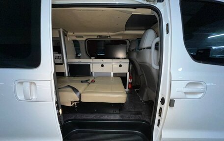 Hyundai Grand Starex Grand Starex I рестайлинг 2, 2020 год, 4 799 000 рублей, 22 фотография