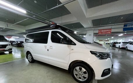 Hyundai Grand Starex Grand Starex I рестайлинг 2, 2020 год, 4 799 000 рублей, 30 фотография