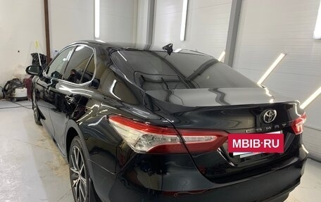 Toyota Camry, 2021 год, 2 500 000 рублей, 3 фотография