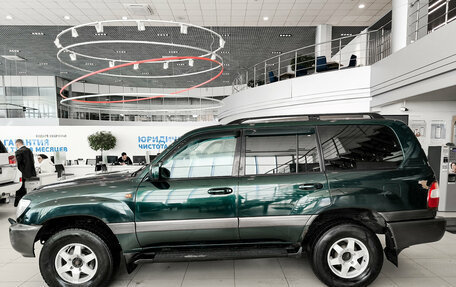 Toyota Land Cruiser 100 рестайлинг 2, 2006 год, 1 750 000 рублей, 8 фотография